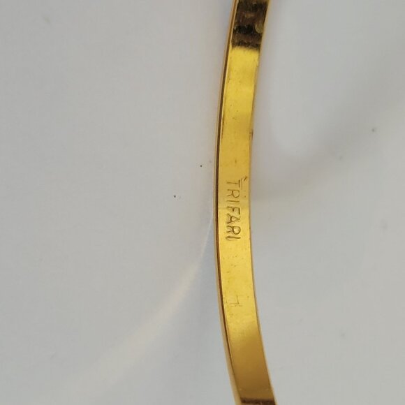 Trifari Gold Tone & Black Enamel Bangle Bracelet - Picture 3 of 6